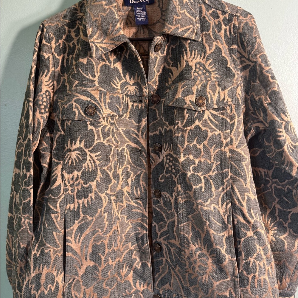 Denim&Co Blue and Tan Floral Jean Jacket